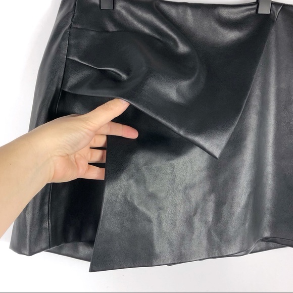 Zara Asymmetric Faux Leather Skort Faux Wrap - Picture 2 of 6
